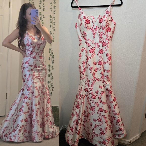 Floral Mermaid Gown White Red Small - Picture 1 of 14